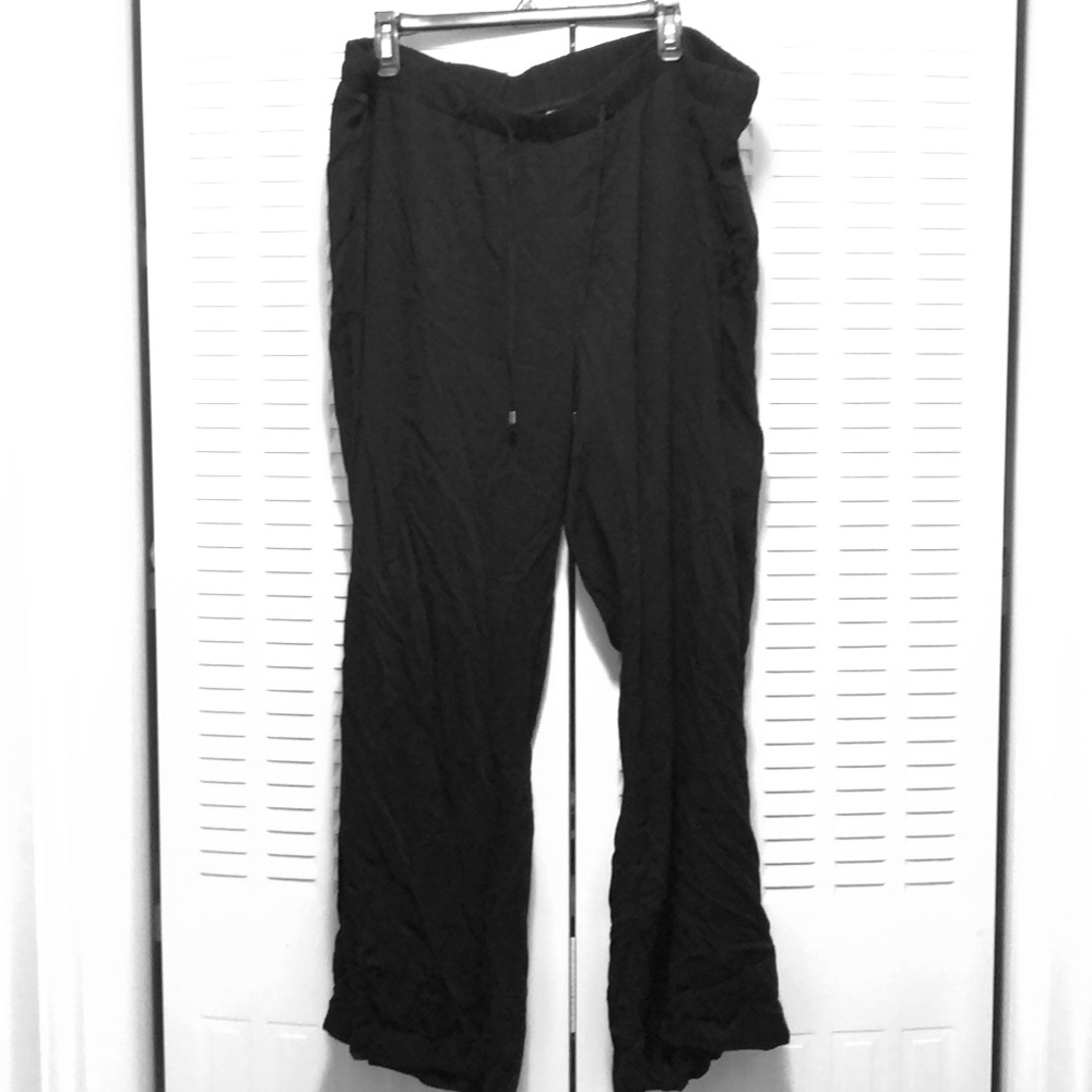 Black old navy linen pants